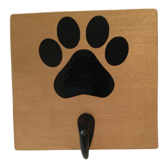 Dog leash holder wooden black paws hand crafted 5.5 X 6 - Picture 2 of 7